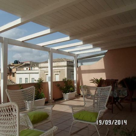 B&B Home Sweet Home Rosolini Dış mekan fotoğraf