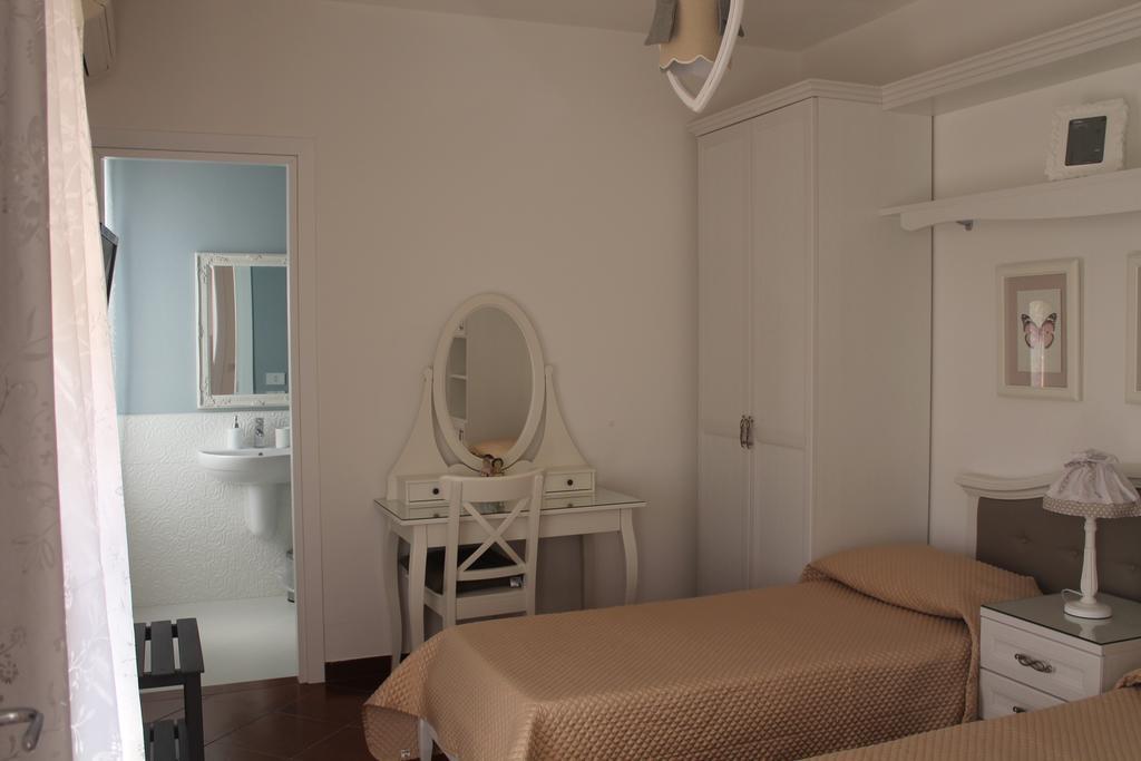B&B Home Sweet Home Rosolini Oda fotoğraf