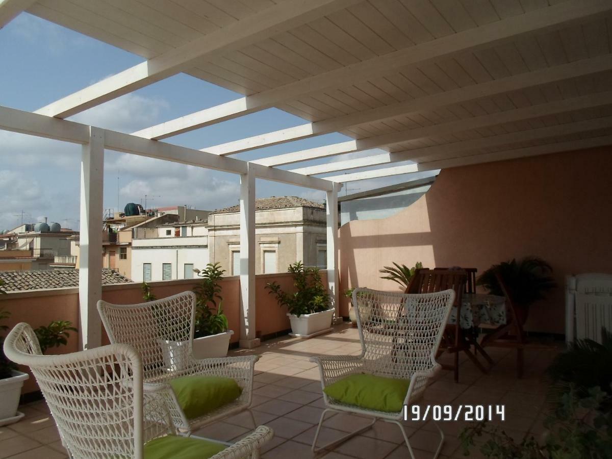B&B Home Sweet Home Rosolini Dış mekan fotoğraf